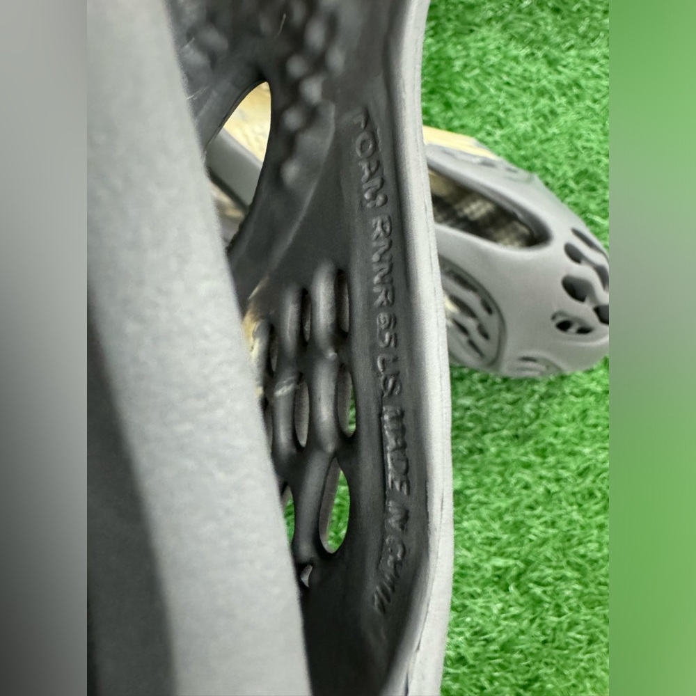 Adidas Yeezy Foam Rnnr MXT Moon Gray - Picture 5 of 7